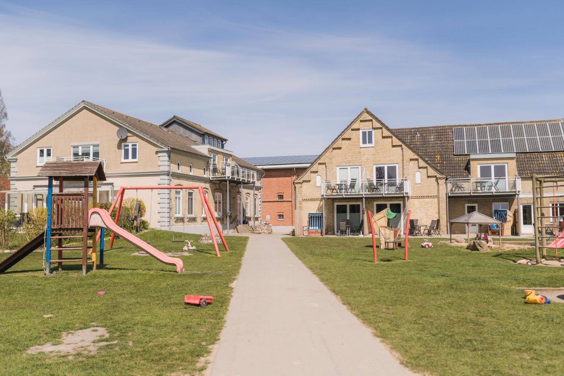 Buedlfarm - Der Familien-Erlebnishof In Strandnaehe フェーマルン エクステリア 写真